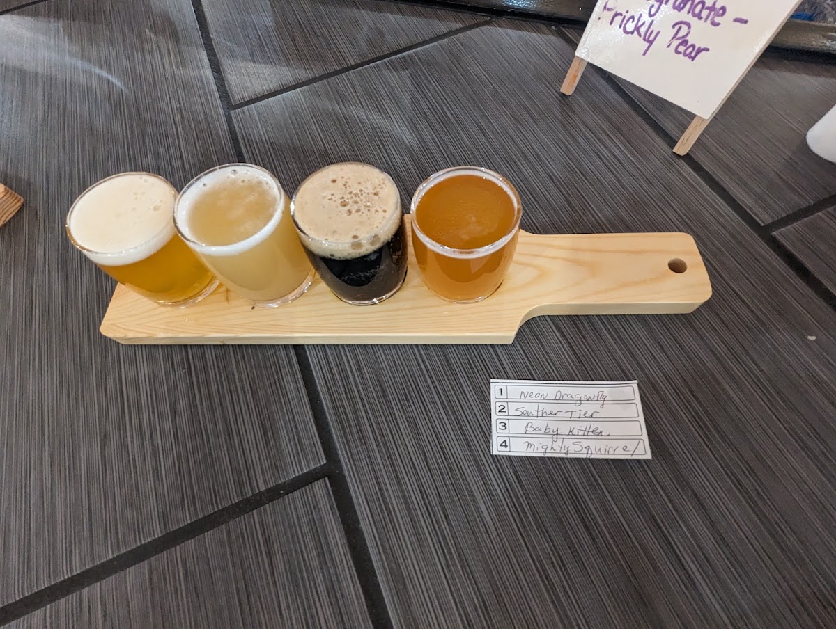 Alkies Taproom & Mexican Eatery
