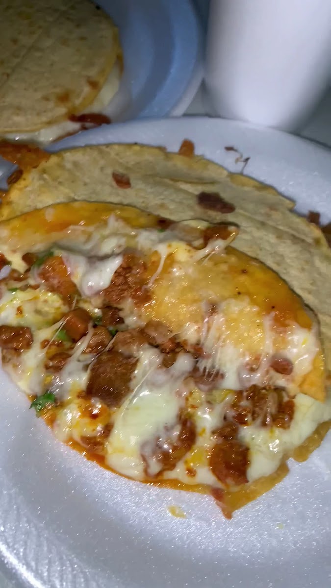 Mariscos El Salvavidas - Food Truck