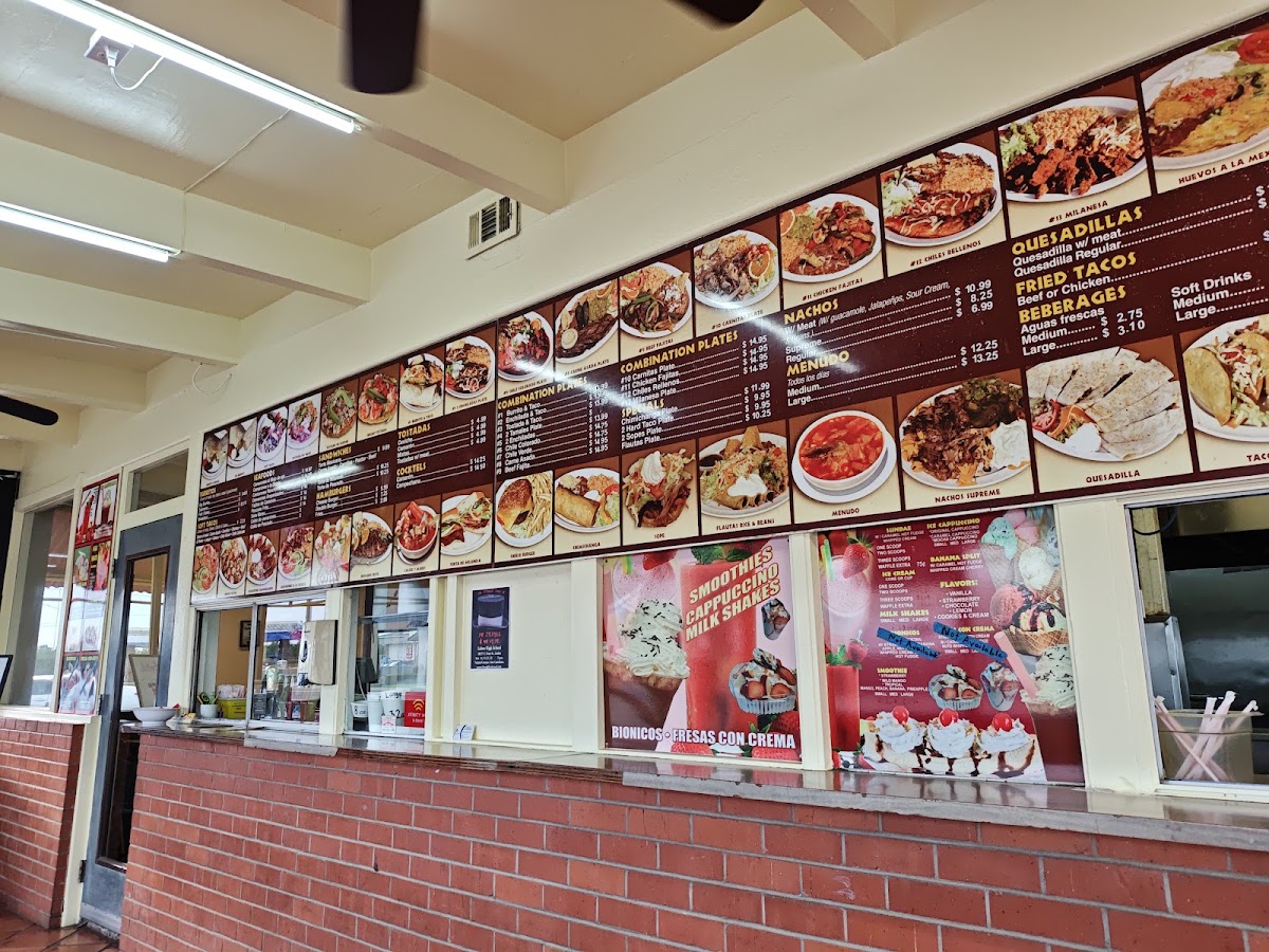 Beto's Mexican & Seafood menu board