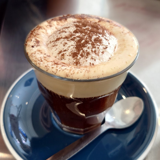 Einsplanner Black Coffee