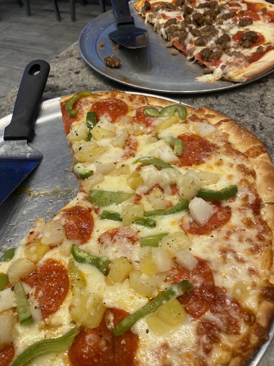Ava Rae's Pizzeria & Pub