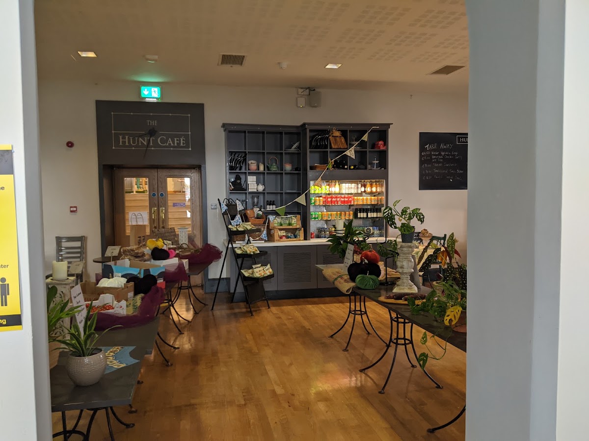 The Hunt Café
