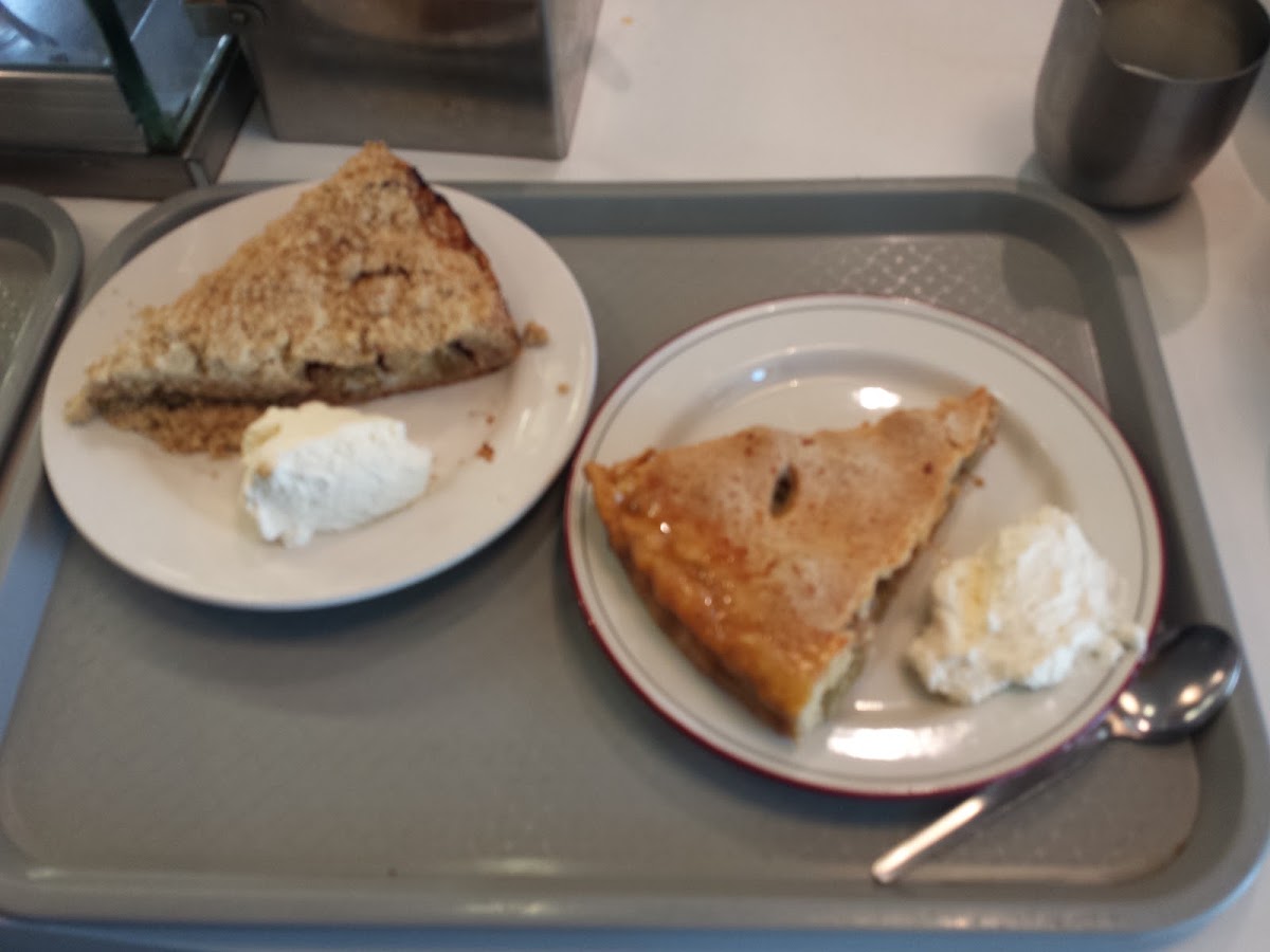 The Hunt Café