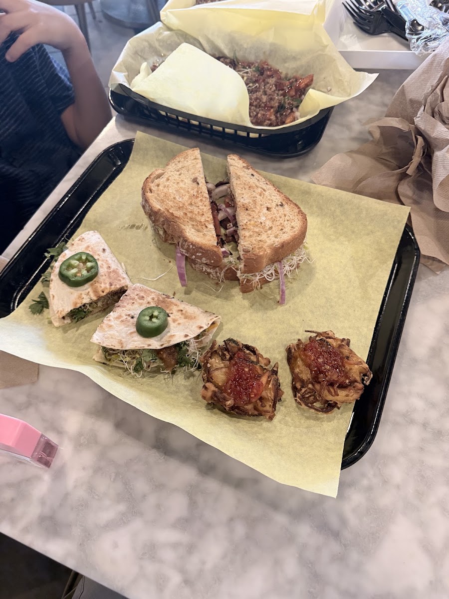Enoki Eatz