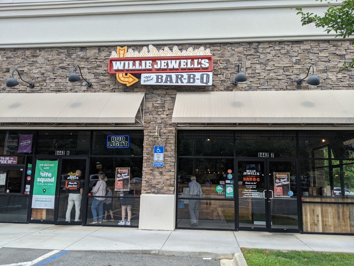Willie Jewell's Old School Bar-B-Q