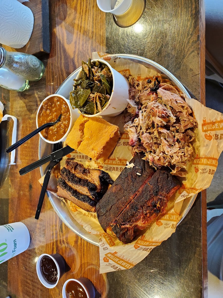 Willie Jewell's Old School Bar-B-Q