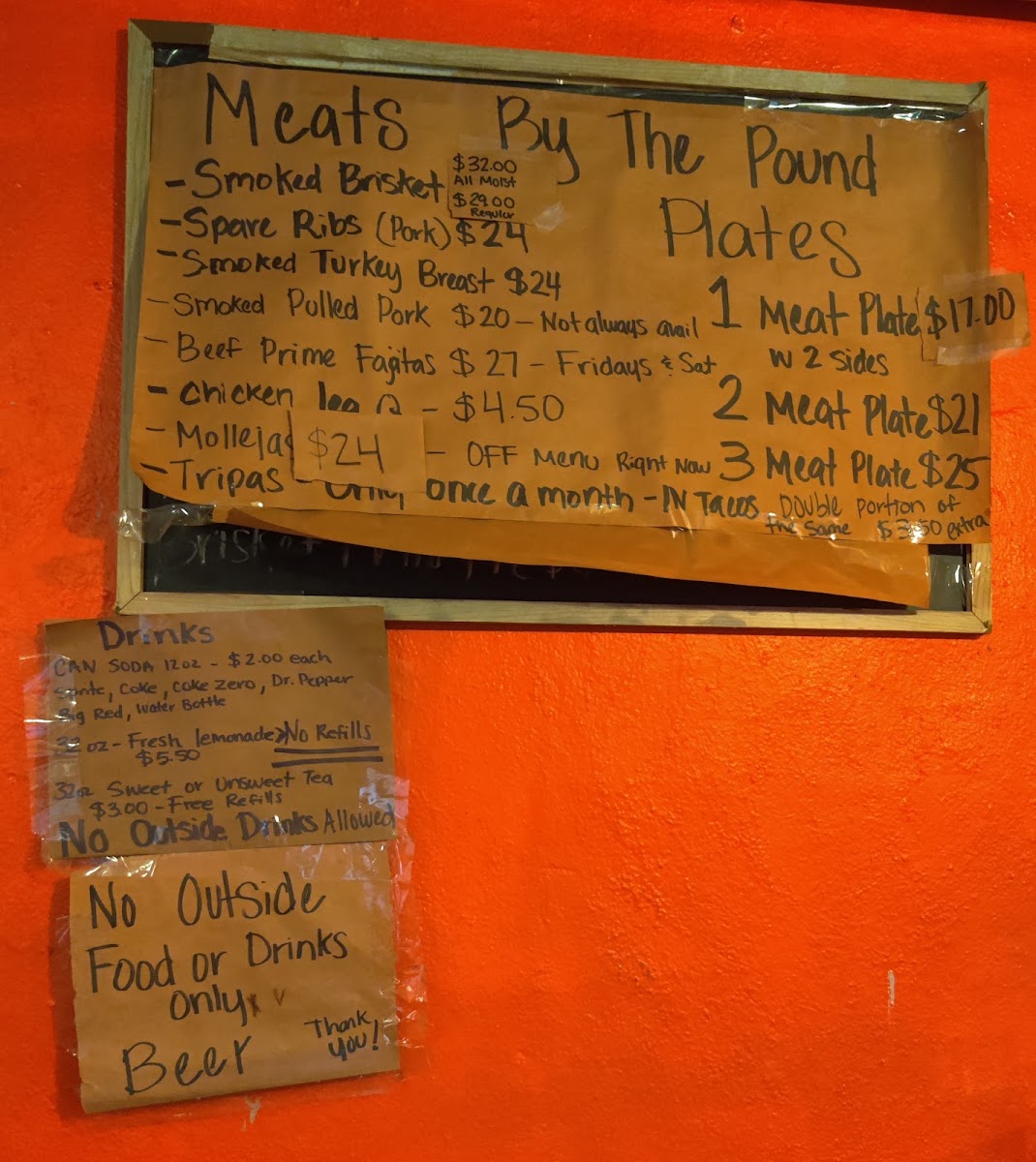 Vargas BBQ menu board