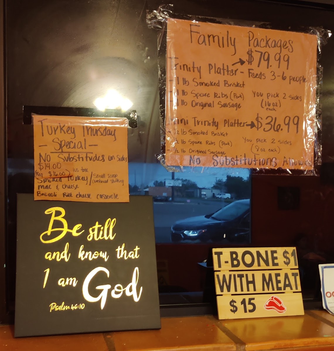 Vargas BBQ menu board