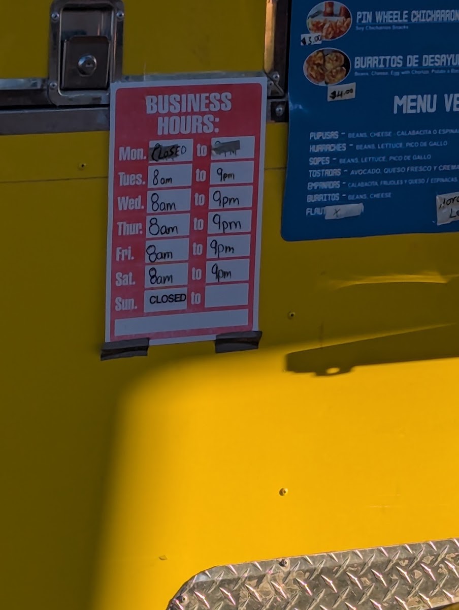 The Munchies Salvadoreños menu board