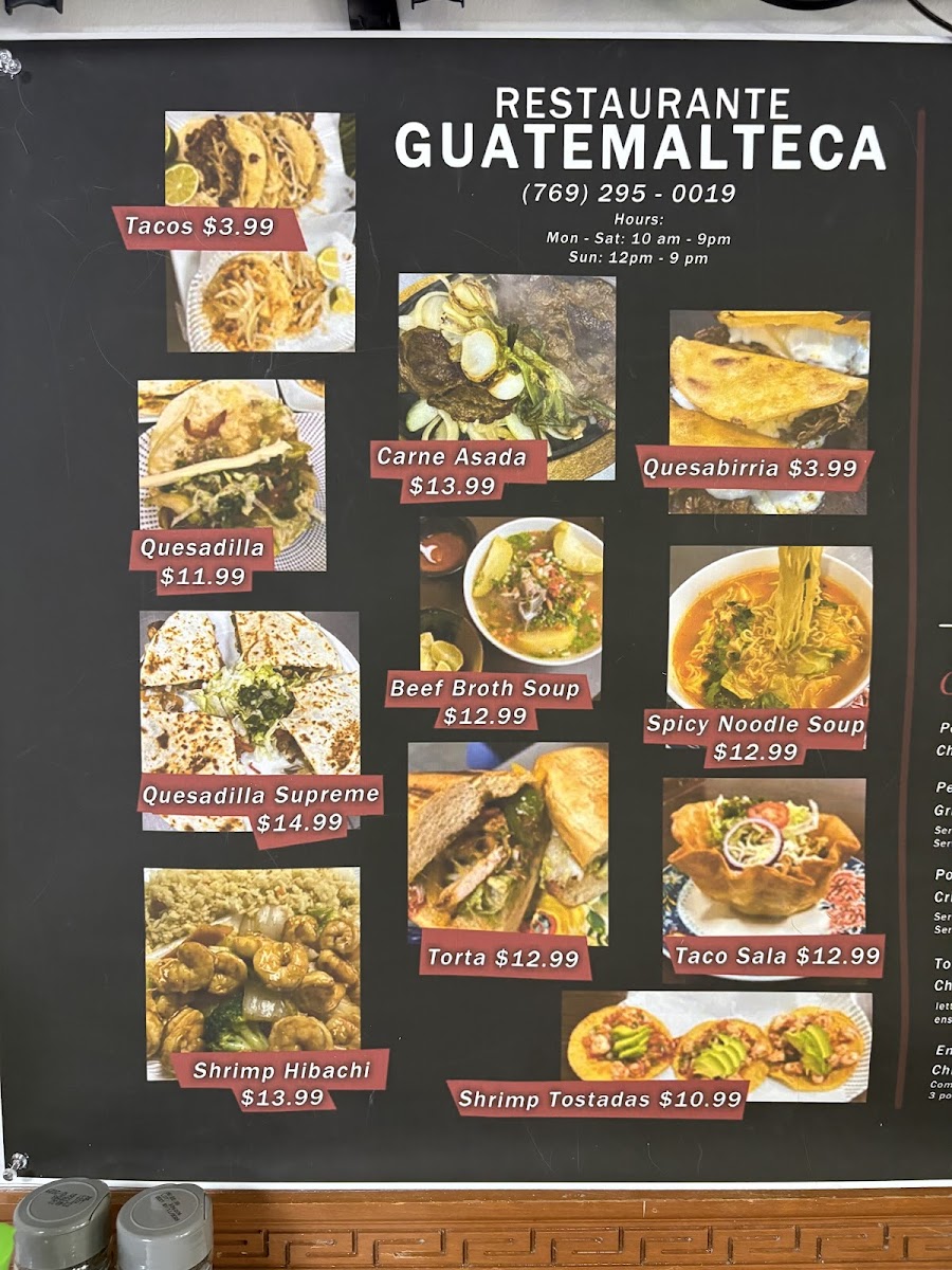 Restaurante Guatemalteca menu board