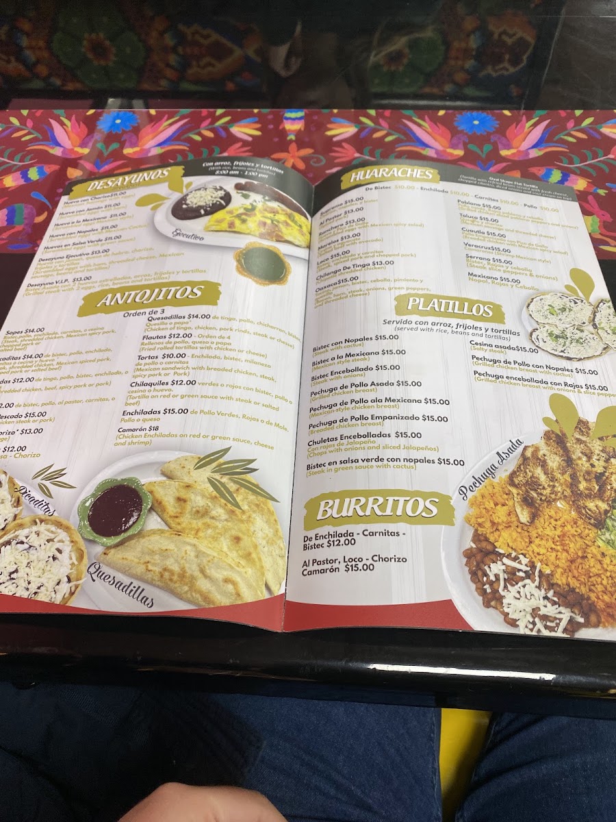 Los Olivos menu board