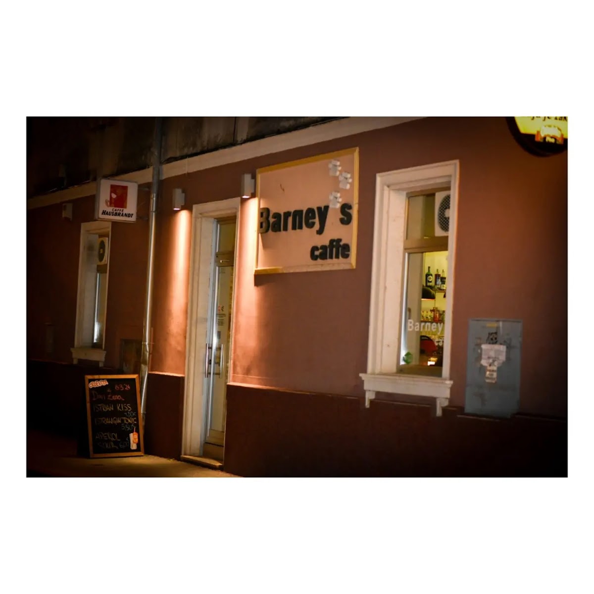 Barney's Caffe
