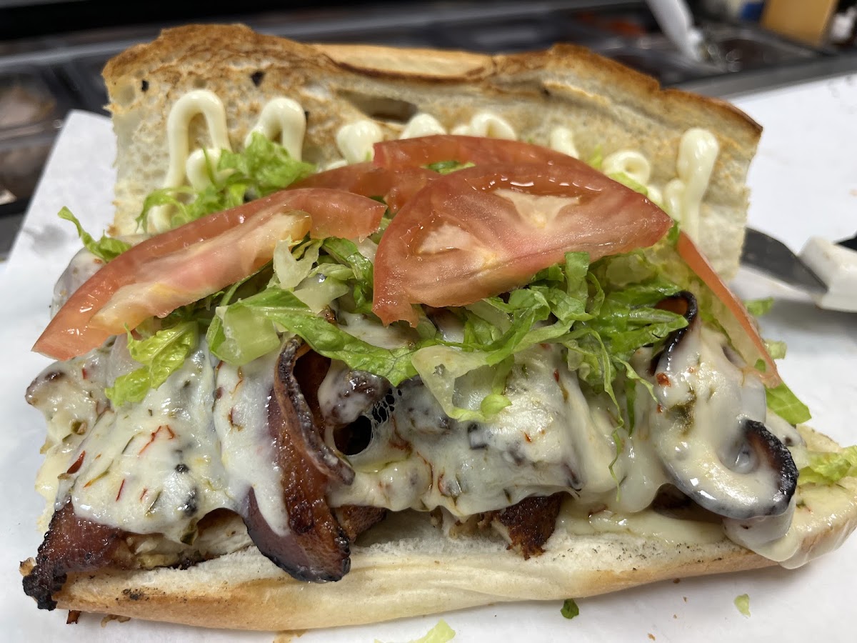 Juniors Deli