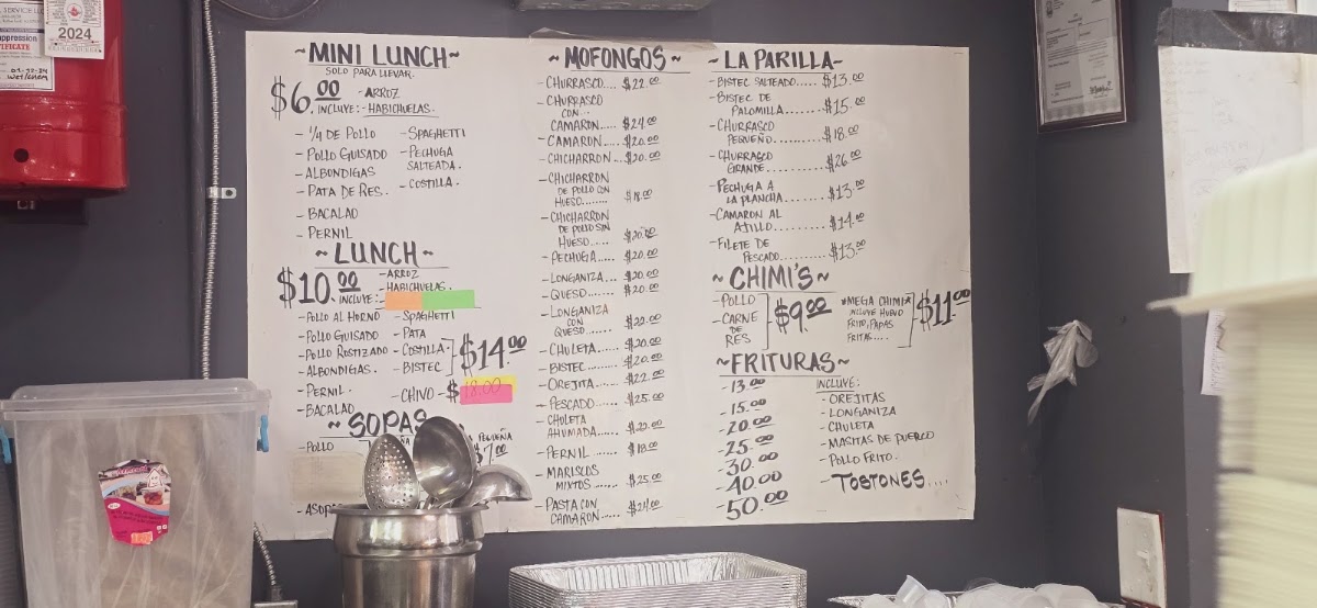 Papa Chevere menu board