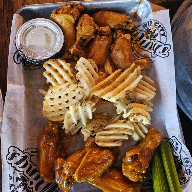10 Traditional Wings with Fries