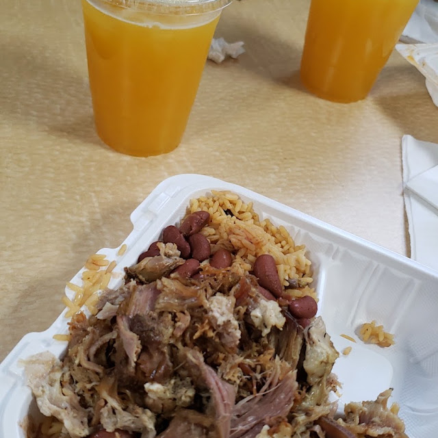 Pernil Con Arroz Y Gandules