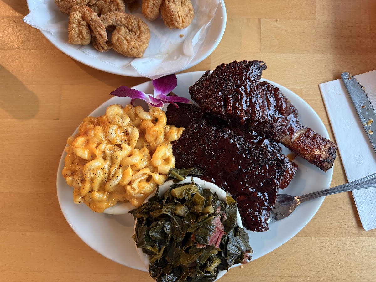Lola's Southern Cuisine