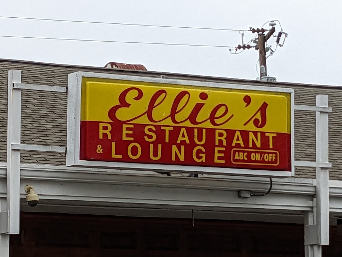 Ellie's Restaurant & Lounge