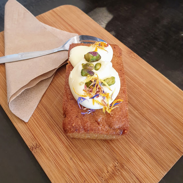 Fig and Ginger Cake