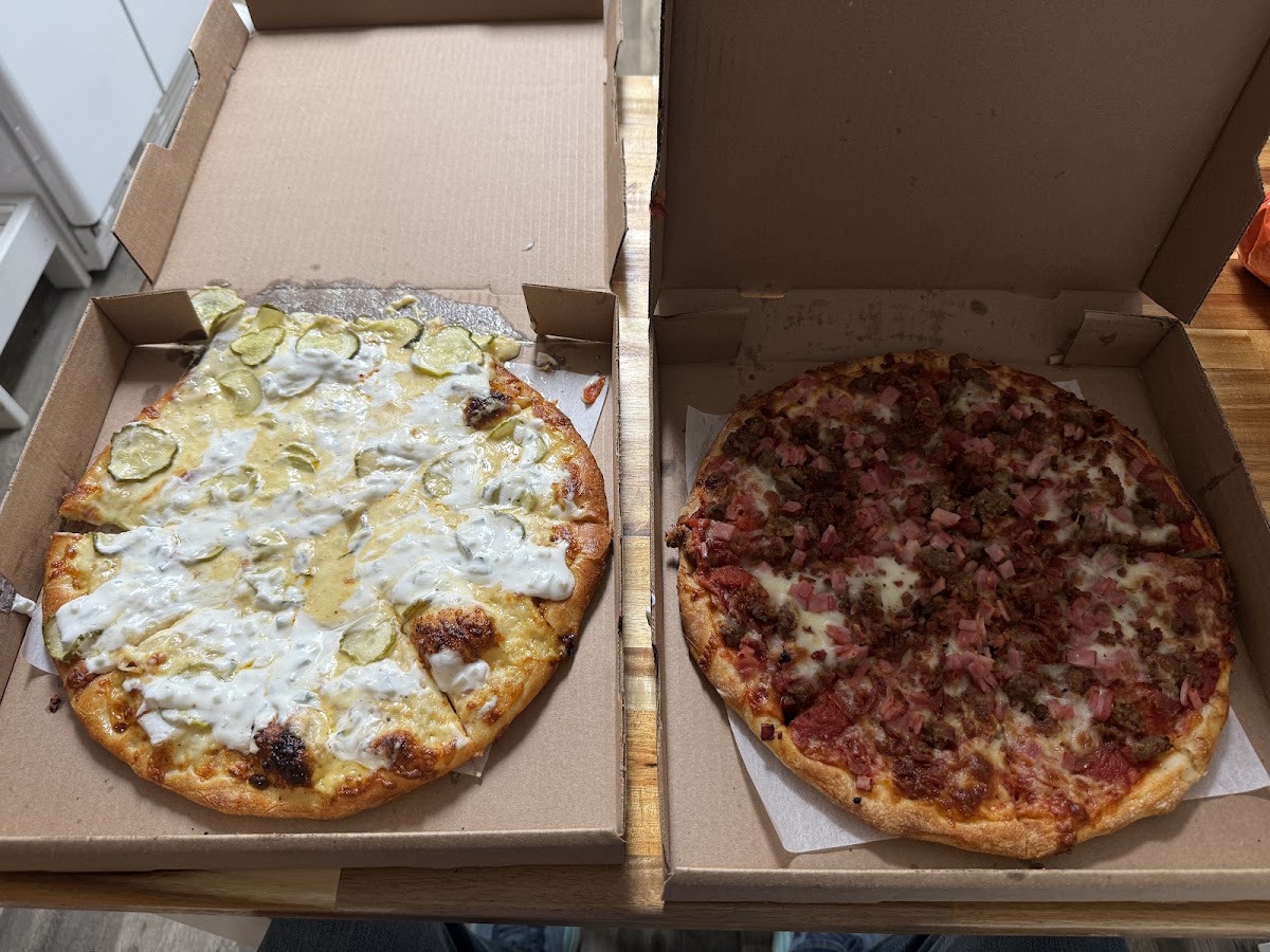 Chubby's Pizza And Dairy Point