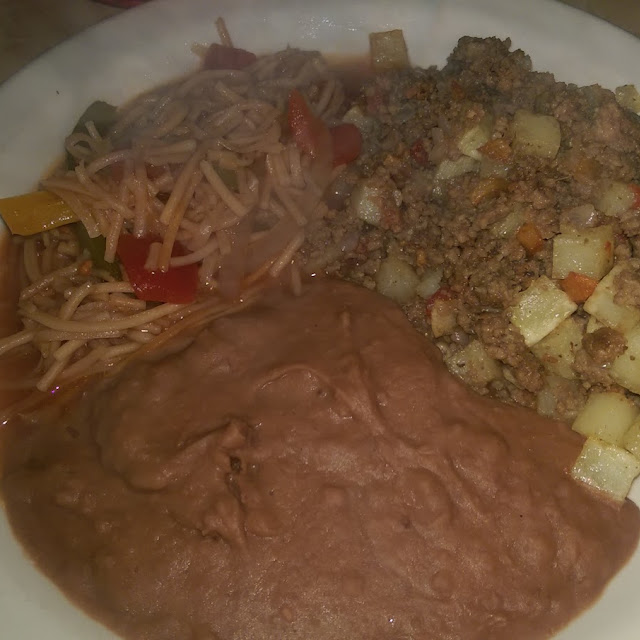 Picadillo with Fideo Plate