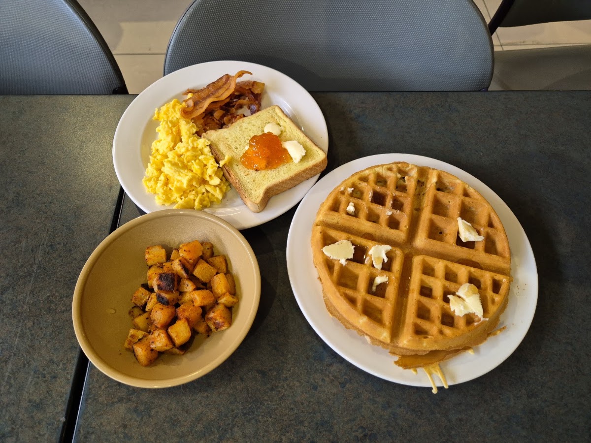 Dewick-MacPhie Dining Center