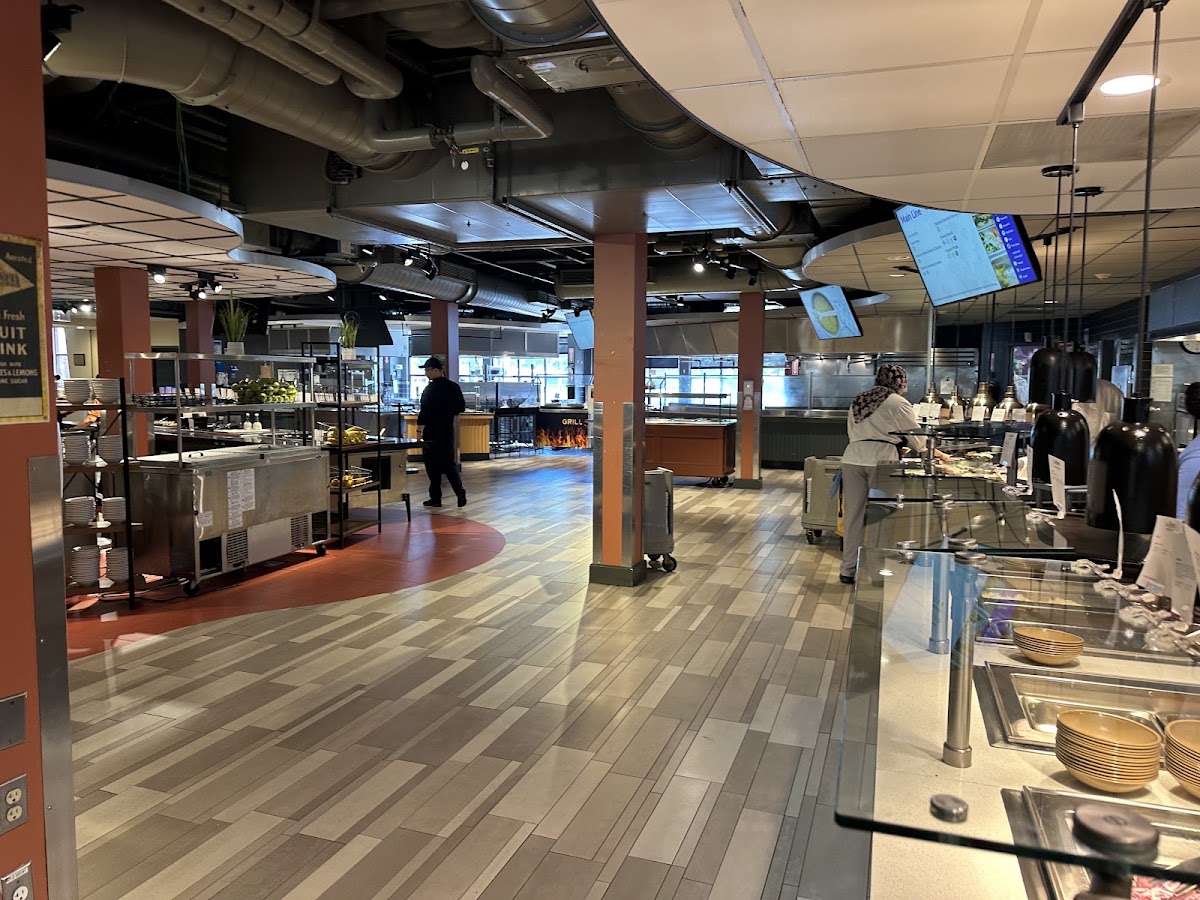Dewick-MacPhie Dining Center
