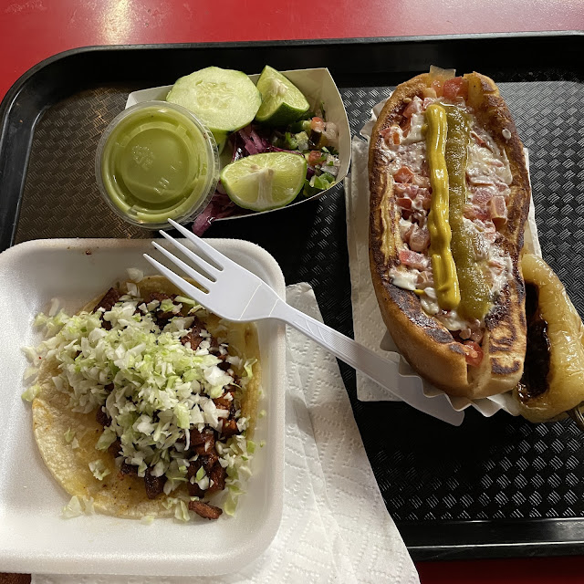 Taco Adobada Doggo Chipolones’