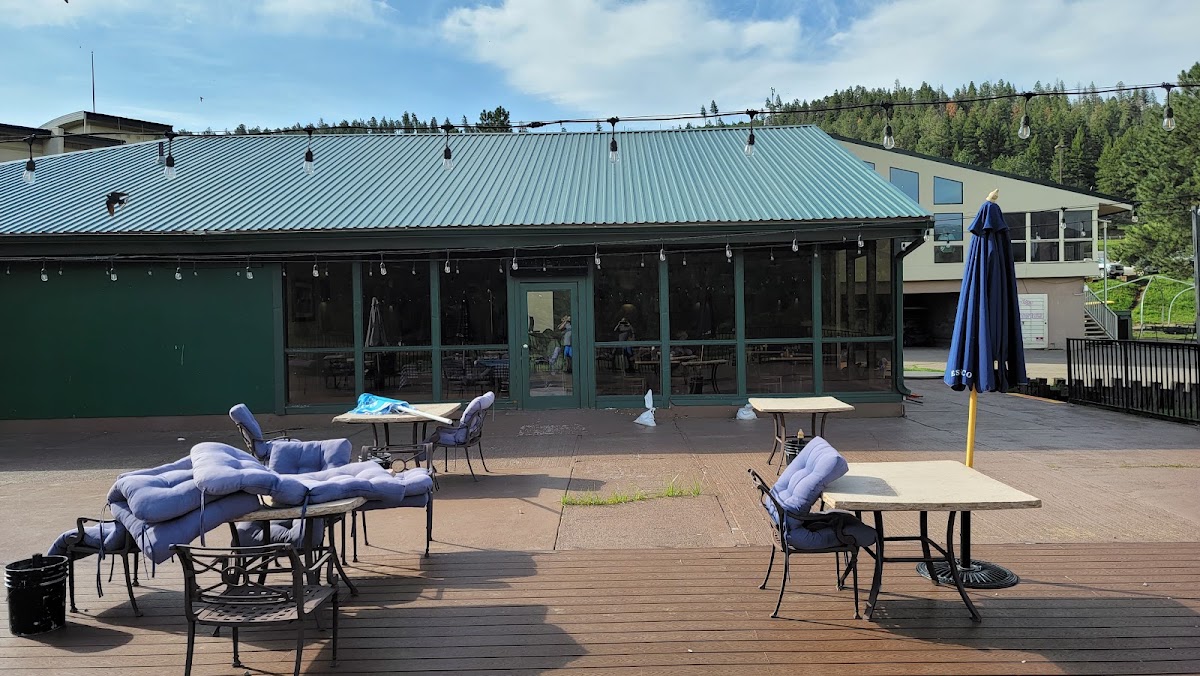 Apache Tee Restaurant