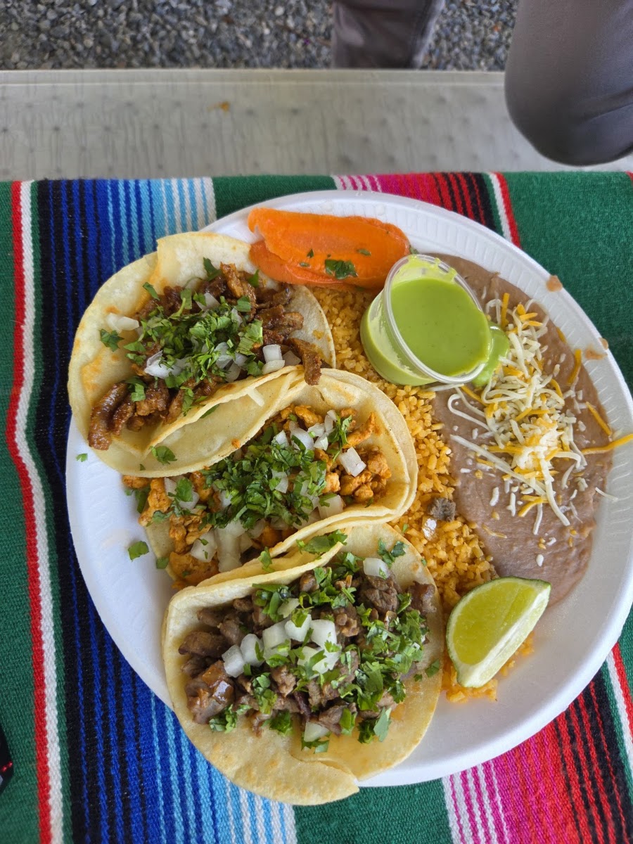 El Maná Taco Truck