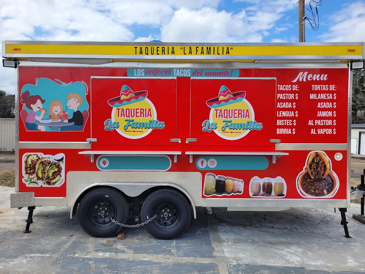 Taqueria La Familia | Mexican Food Truck menu board
