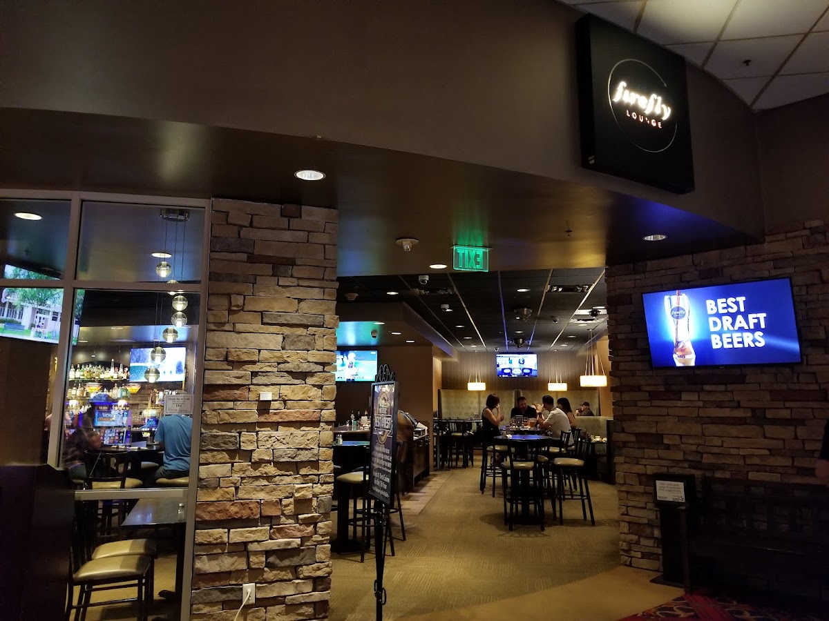 Firefly Bar &Grille