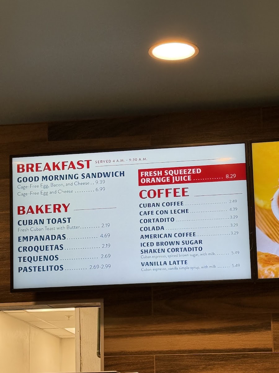 Sergio’s Go - Terminal 1 B Gates menu board