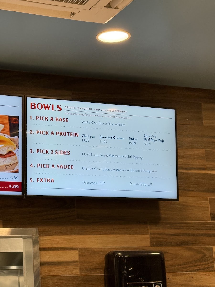 Sergio’s Go - Terminal 1 B Gates menu board