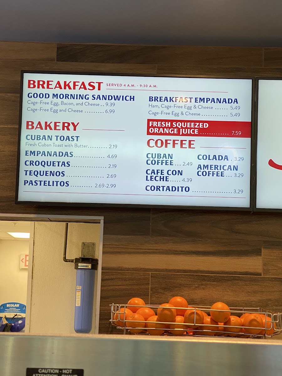 Sergio’s Go - Terminal 1 B Gates menu board