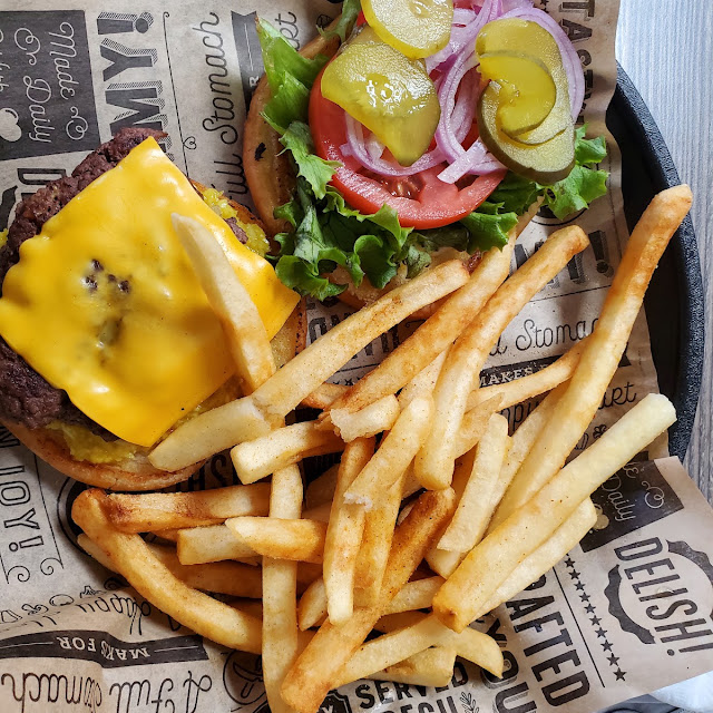 Cheeseburger and Fries