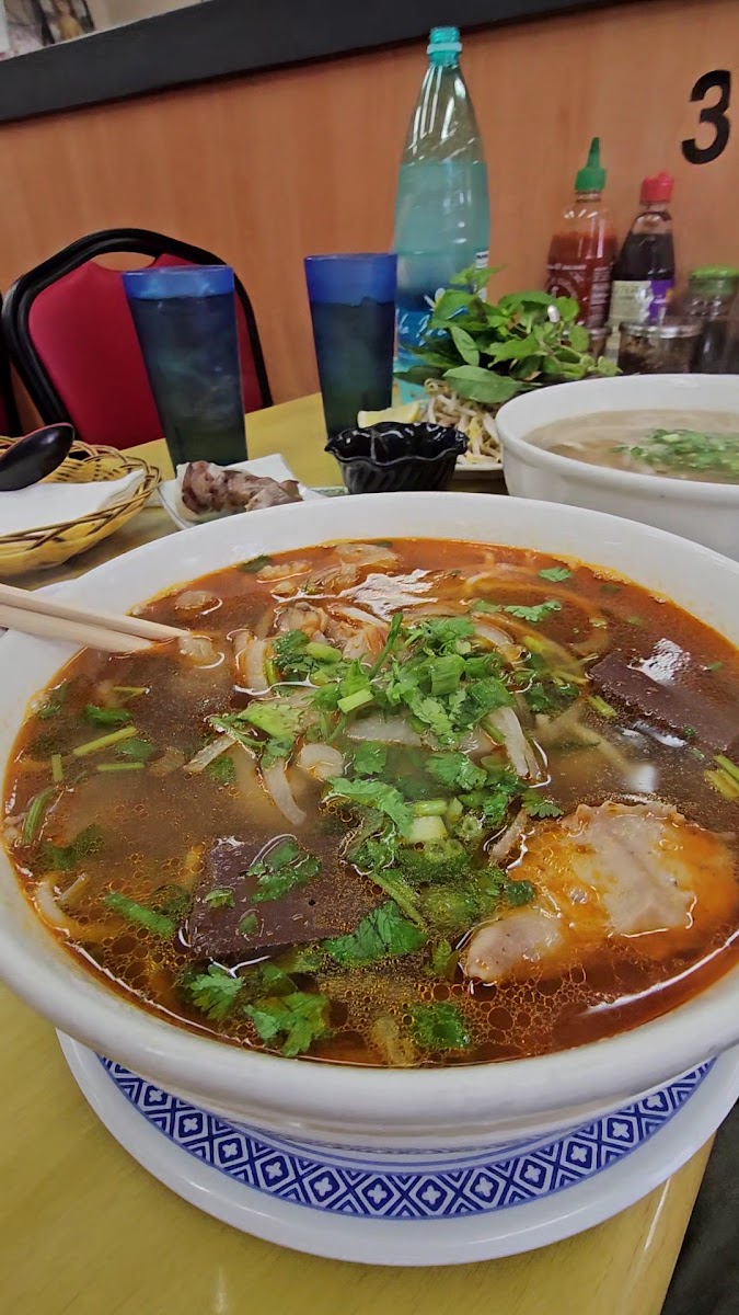Anh Hong Restaurant
