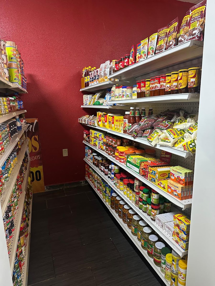 Los Compas Carniceria, Taqueria y Tortilleria