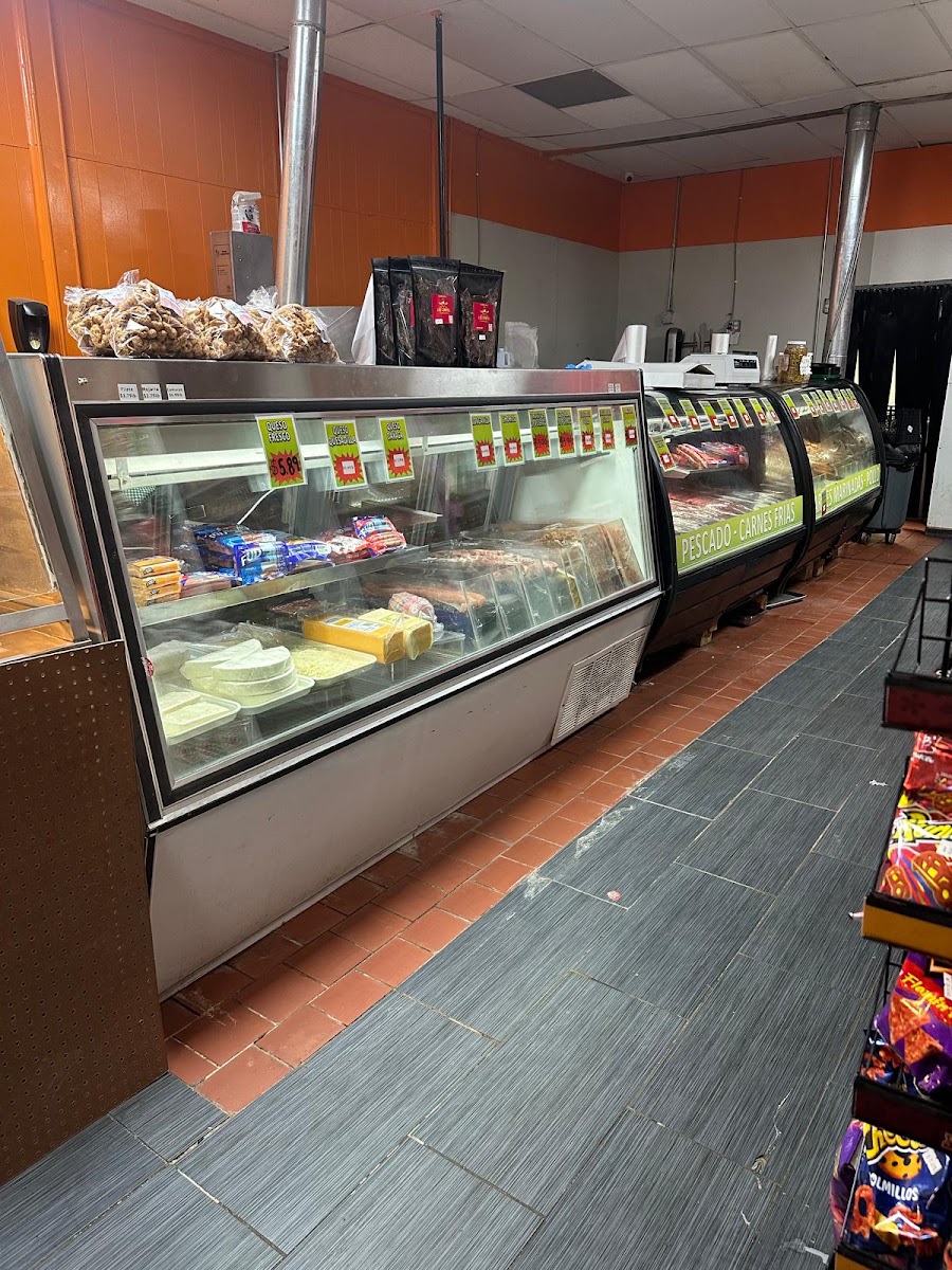 Los Compas Carniceria, Taqueria y Tortilleria