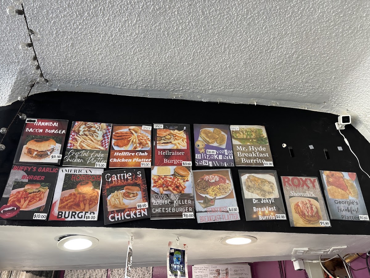 Roxy's Sweet Nightmares-A Horror Cafe menu board