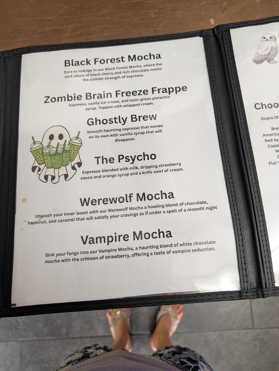 Roxy's Sweet Nightmares-A Horror Cafe menu board