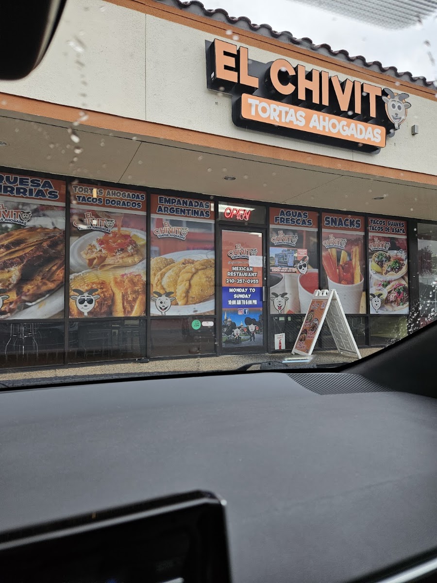 Tortas Ahogadas El Chivito menu board