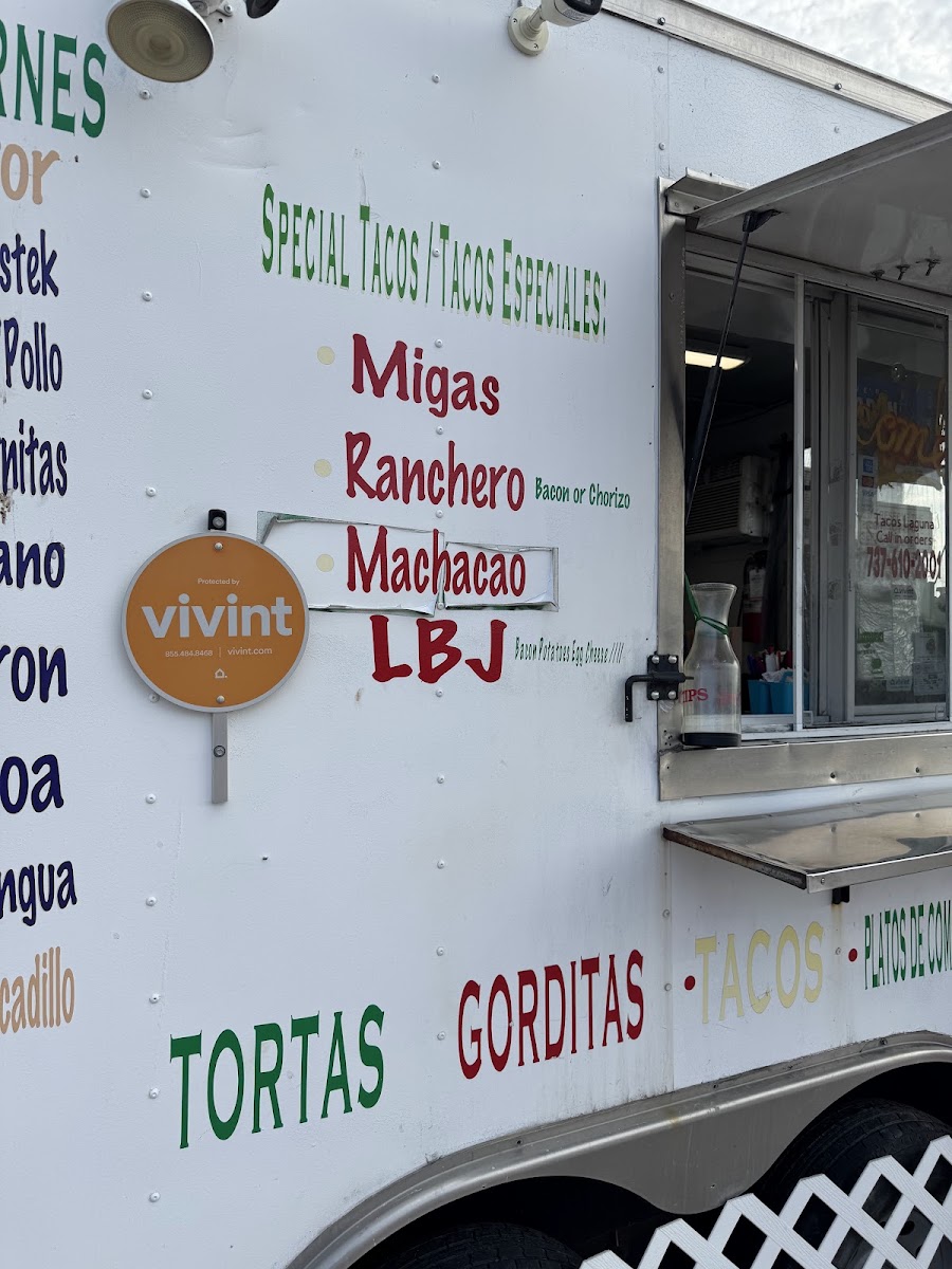 Tacos Laguna menu board