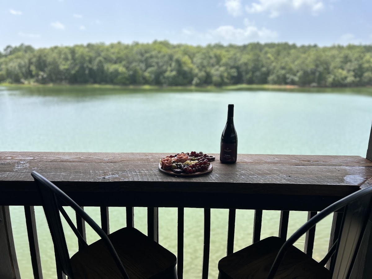 The Anchor Restaurant at Beaverdam Marina