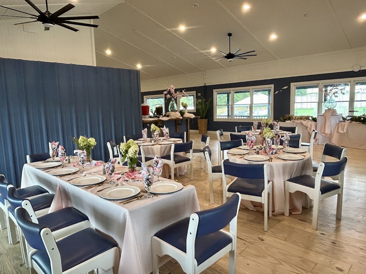 The Anchor Restaurant at Beaverdam Marina