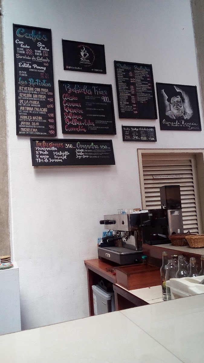 Maxwell Bakery menu board