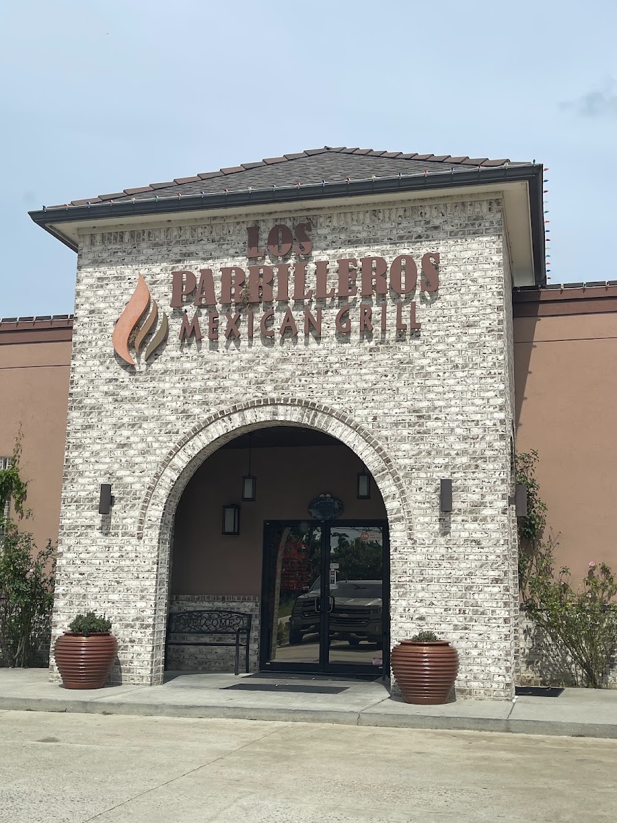 los parrilleros mexican grill & bar