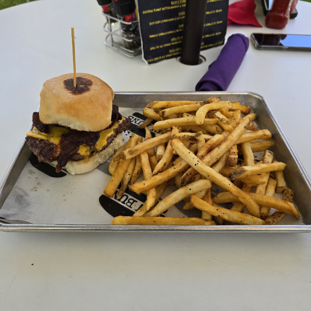 Build Your Own Fun Bun w Fries