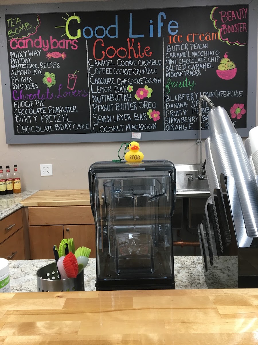 Good Life Nutrition menu board