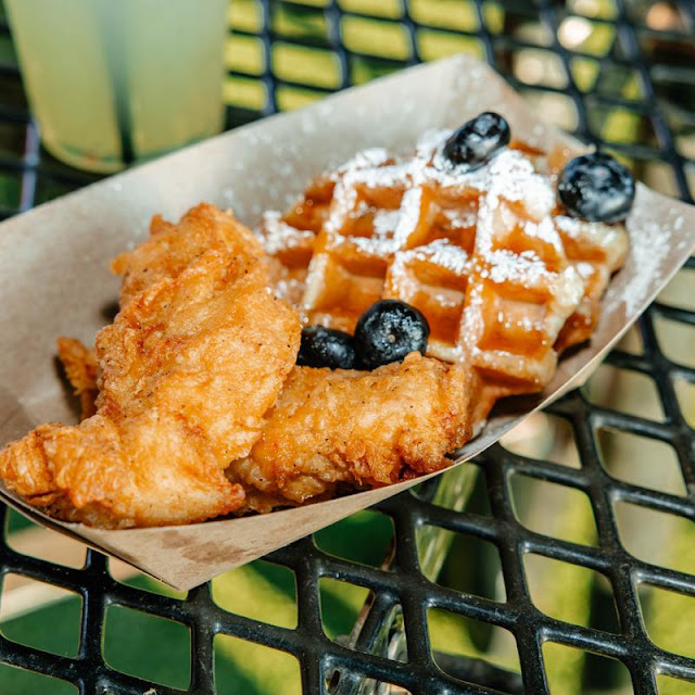 Chicken & Waffles